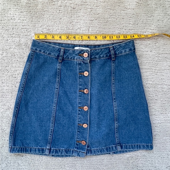Forever 21 Button-Front Denim Mini Skirt – Classic Blue Jean A-Line Chic Size S - Picture 11 of 12
